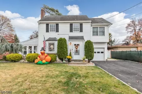 135 Elmwood Ter, Linden, NJ 07036