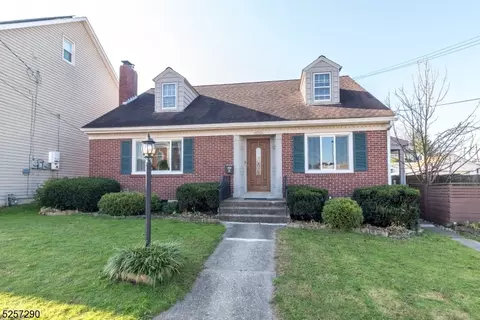 30 Miller St, Phillipsburg, NJ 08865