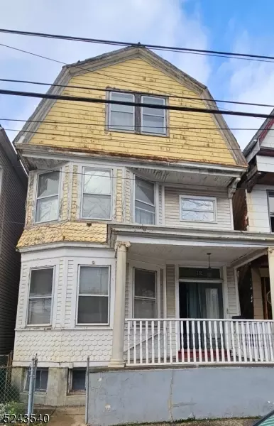 112 N 5th St, Harrison, NJ 07029