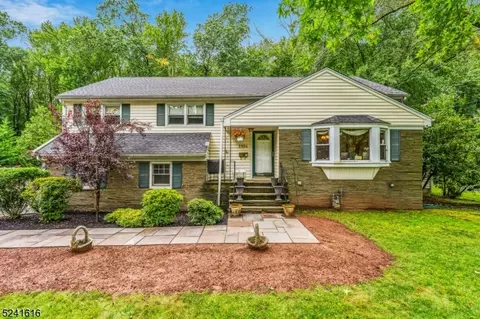1954 Winding Brook Way, Scotch Plains, NJ 07076