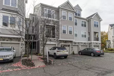 110 George Russell Way, Clifton, NJ 07013
