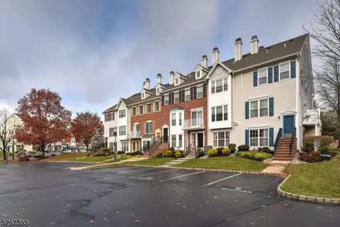4105 Dilts Ln #4105, Bridgewater, NJ 08807