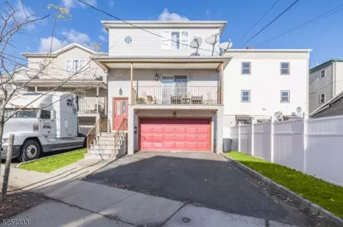215 Monsignor Kemezis Pl, Elizabeth City, NJ 07206