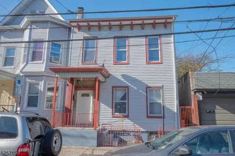 12 Rose St, Paterson, NJ 07501
