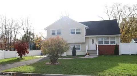 195 Stahls Way, North Plainfield, NJ 07060