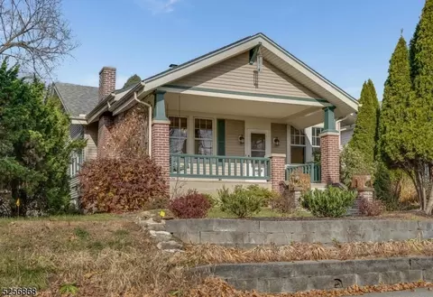 587 Belvidere Rd, Phillipsburg, NJ 08865