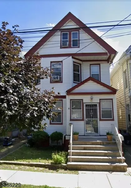 25 Van Rensselear St, Belleville, NJ 07109