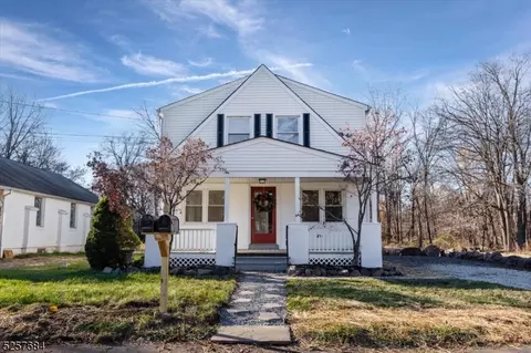525 Mercer St, Bridgewater, NJ 08807