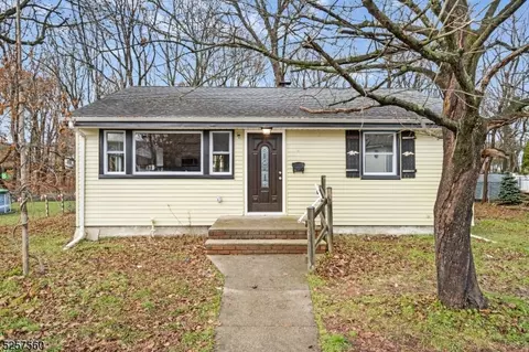 111 Park Ave, Hackettstown, NJ 07840