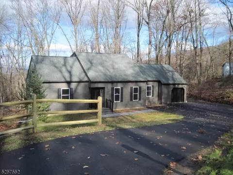 103 Fox Run, Greenwich Twp, NJ 08886