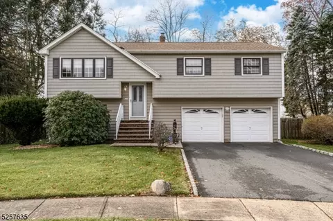 12 Thornton Ct, South Plainfield, NJ 07080