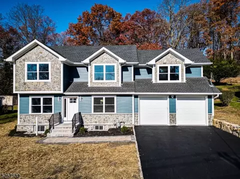 26 Stony Brook Rd, Rockaway, NJ 07866