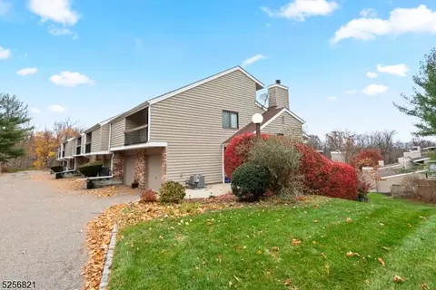 11 Westway, Clinton, NJ 08809