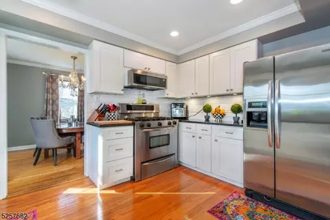 43 Beech Ave, Berkeley Heights, NJ 07922 photo 13