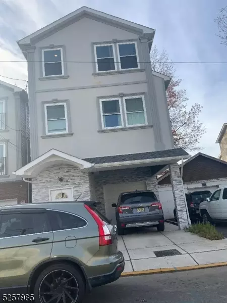 852 Rebecca Pl, Elizabeth, NJ 07201