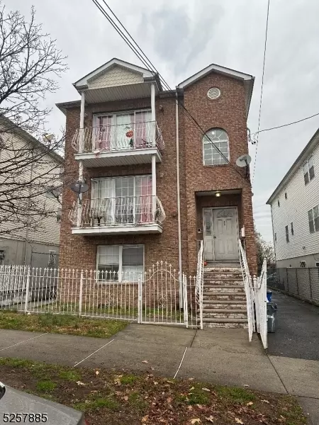 51 Grafton Ave, Newark, NJ 07104