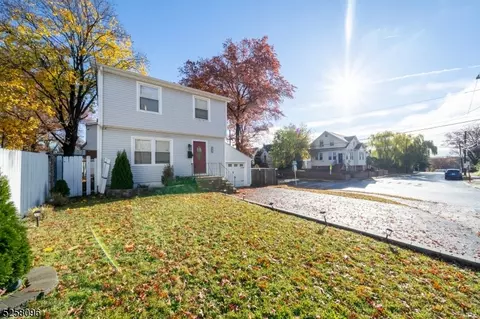 521 Paul St, Hillside, NJ 07205