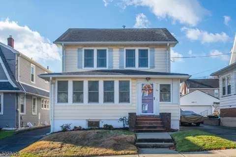 89 Gourley Ave, Clifton, NJ 07013
