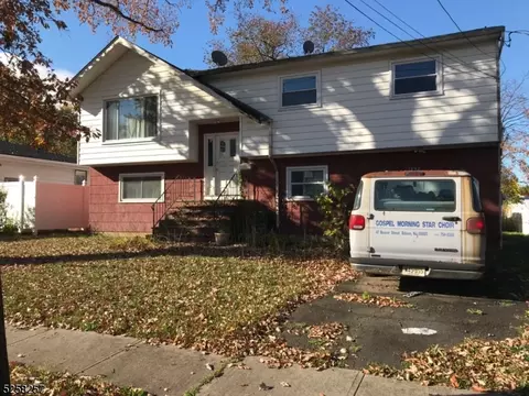 1292 Clark St, Rahway, NJ 07065