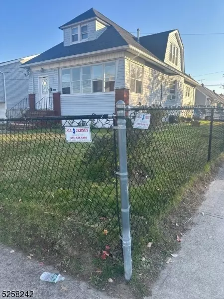 142 22nd Ave, Paterson, NJ 07513