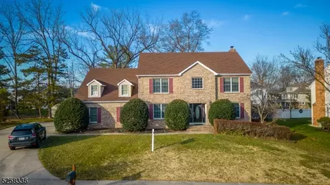 12 Barbieri Ct, Raritan, NJ 08869
