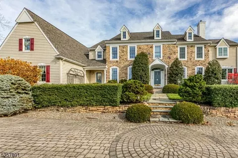 42 Wilson Rd, Lambertville, NJ 08530