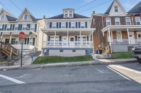 108-110 Bennett St, Phillipsburg, NJ 08865