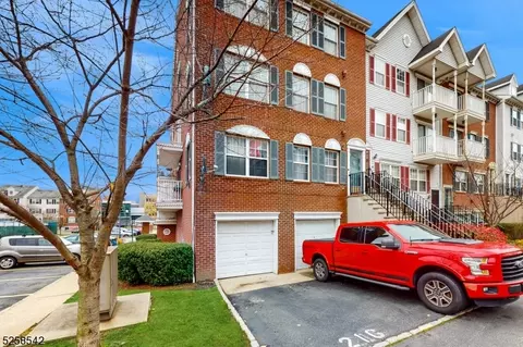 50 Cornerstone Ln, Newark, NJ 07103