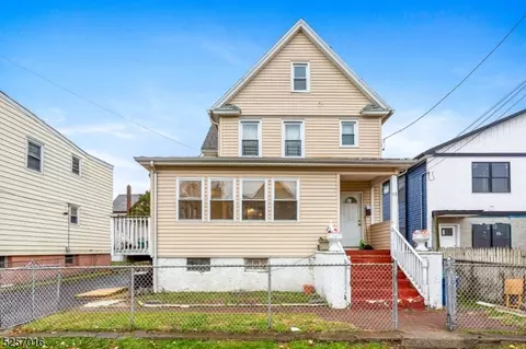 113 Grove St, Hackensack, NJ 07601