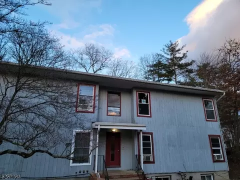 230 Shore Dr #D, Montague, NJ 07827