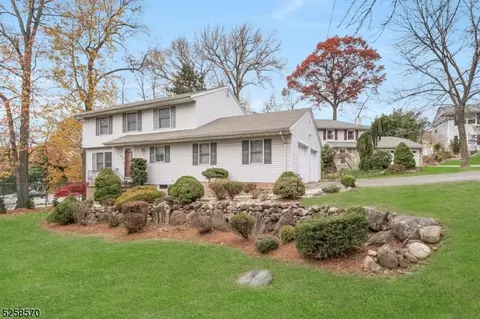 47 Century, Paramus Boro, NJ 07652
