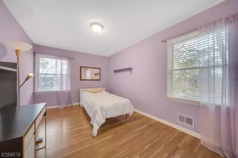 47 Century, Paramus Boro, NJ 07652 photo 28