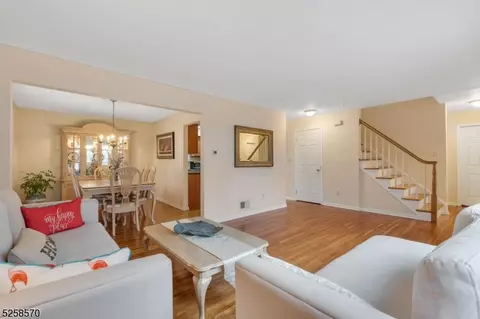 47 Century, Paramus Boro, NJ 07652 photo 5