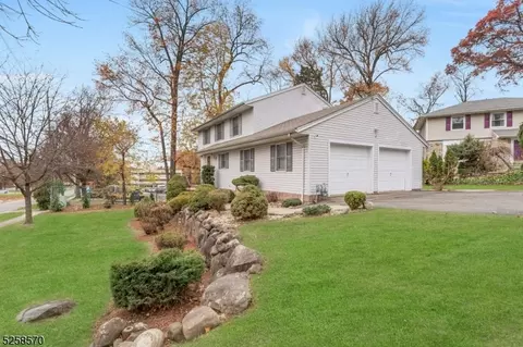 47 Century, Paramus Boro, NJ 07652 photo 38
