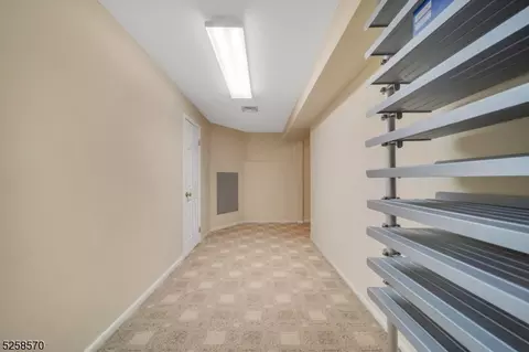 47 Century, Paramus Boro, NJ 07652 photo 34