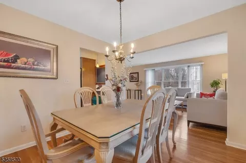 47 Century, Paramus Boro, NJ 07652 photo 10