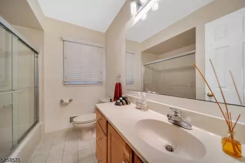 47 Century, Paramus Boro, NJ 07652 photo 29