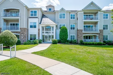 6109 Westover Way, Somerset, NJ 08873