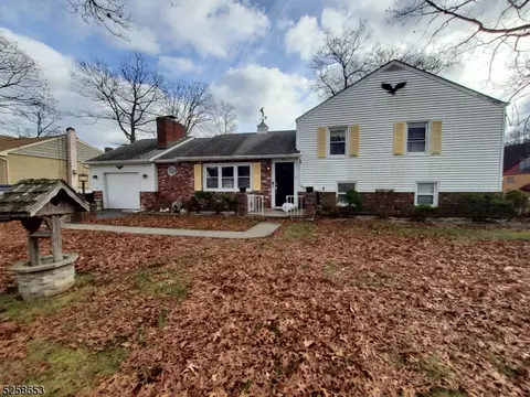 202 Espanong Rd, Jefferson, NJ 07849