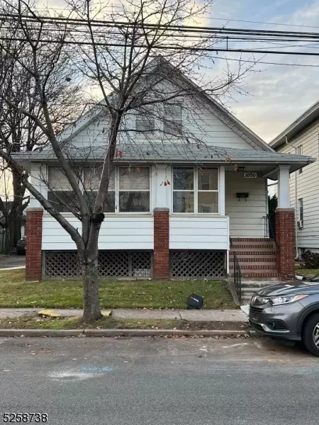 1050 E 24th St, Paterson, NJ 07513