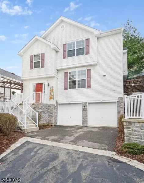 123 Sowers Dr, Hackettstown, NJ 07840