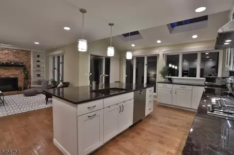 265 Woolf Rd, Milford, NJ 08848