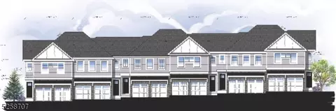 4 Mildred Gill Ln, Denville Twp, NJ 07834