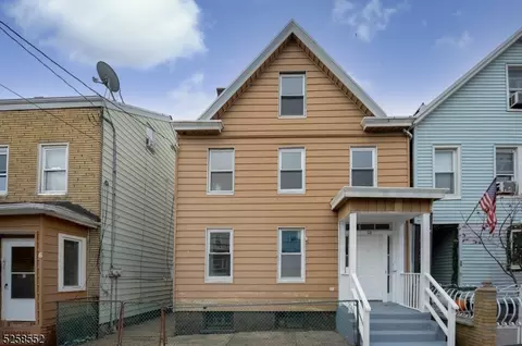 28 Prospect St, Elizabeth, NJ 07201
