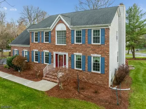 1 Timbers Ct, Branchburg, NJ 08876