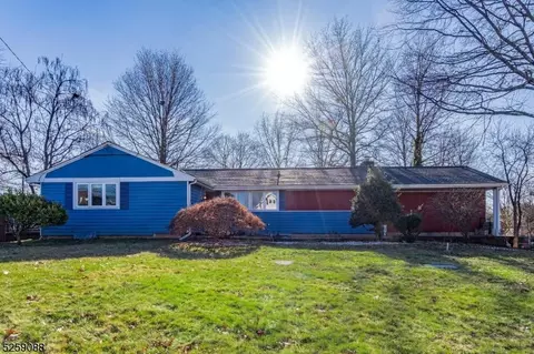 99 W Brown St, Somerville, NJ 08876