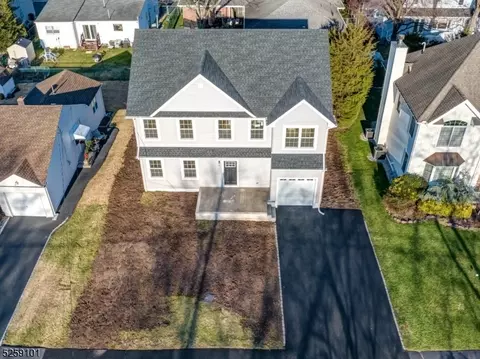 90 Kipling Ave, Springfield, NJ 07081