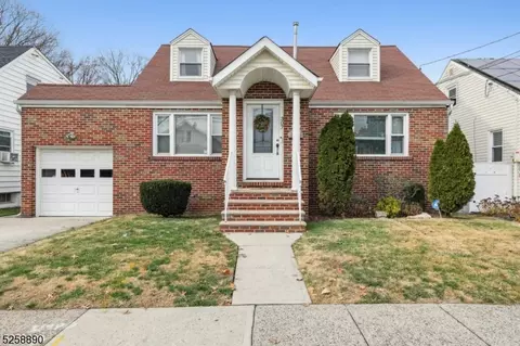 307 E Curtis St, Linden, NJ 07036