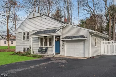 436 Franklin Tpke, Allendale, NJ 07401