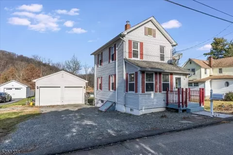 21 Front St, Denville, NJ 07834
